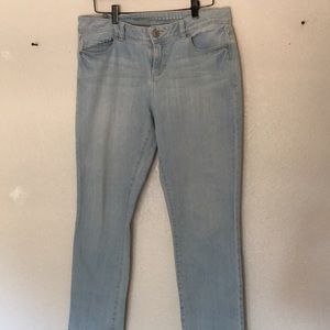 Lauren Conrad light denim jeans